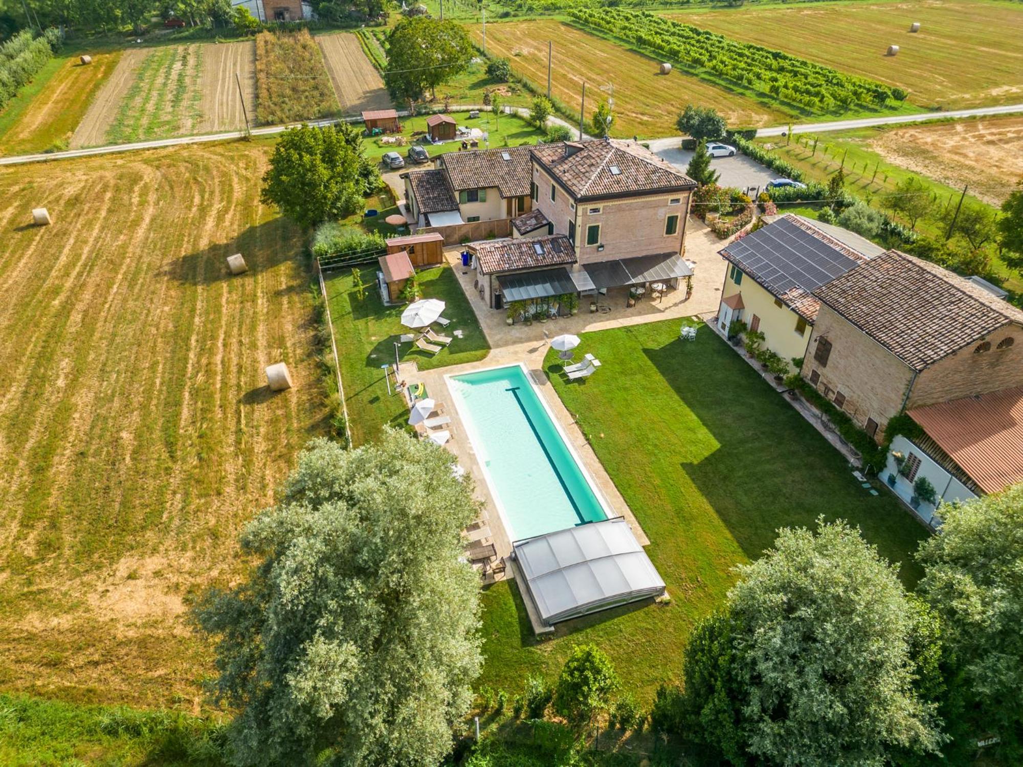 La Casa Di Valeria - Modena Bed and Breakfast Εξωτερικό φωτογραφία