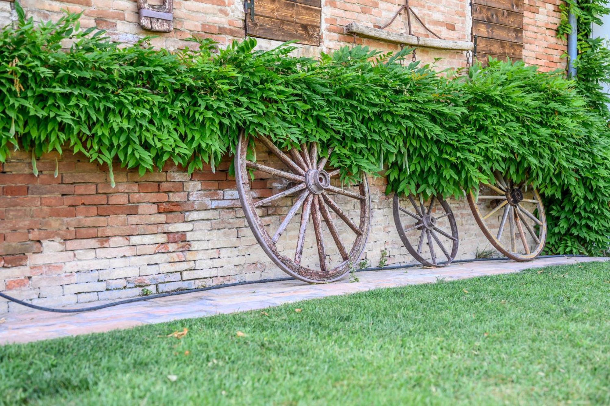 La Casa Di Valeria - Modena Bed and Breakfast Εξωτερικό φωτογραφία