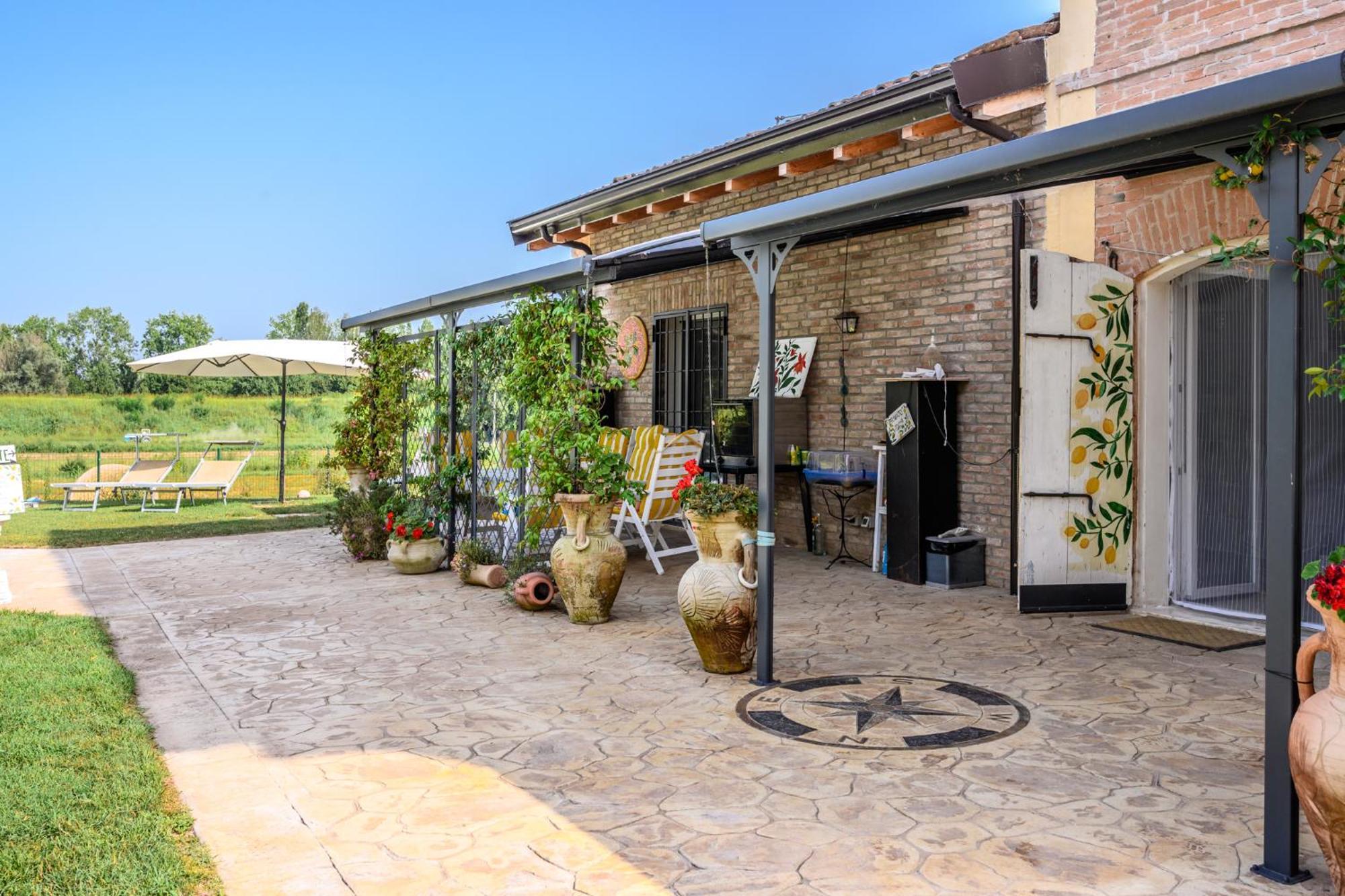 La Casa Di Valeria - Modena Bed and Breakfast Εξωτερικό φωτογραφία