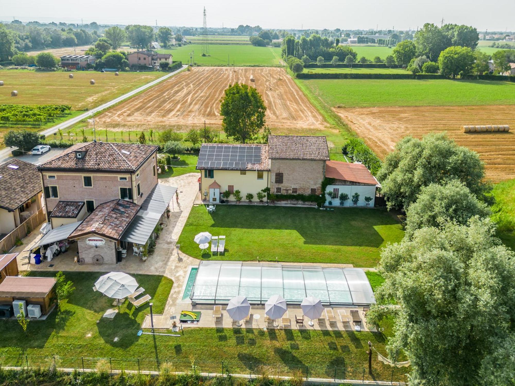 La Casa Di Valeria - Modena Bed and Breakfast Εξωτερικό φωτογραφία