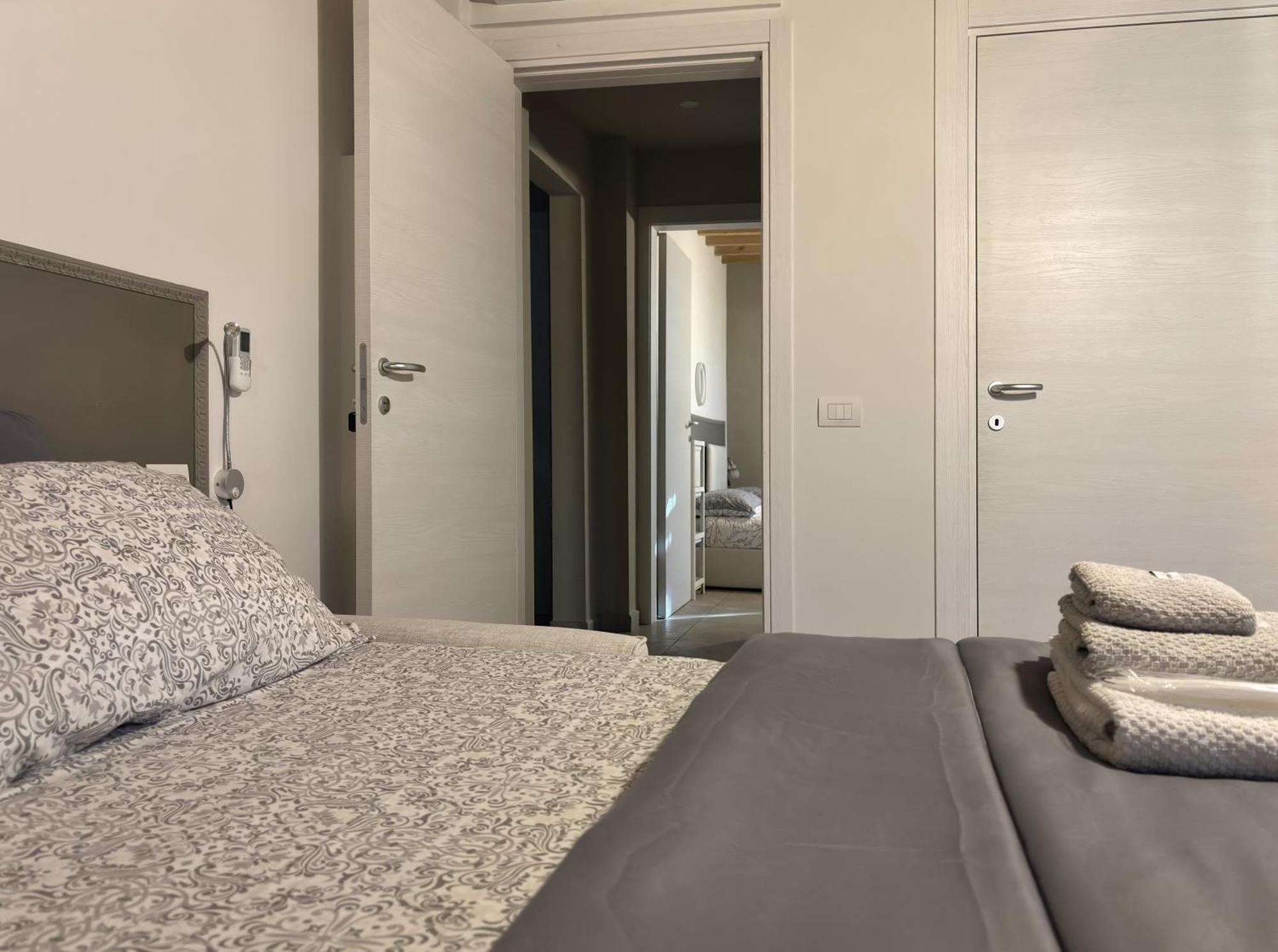 La Casa Di Valeria - Modena Bed and Breakfast Εξωτερικό φωτογραφία